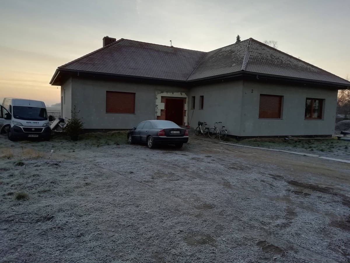 Izolacja poddasza pianką PUR w Sadowicach