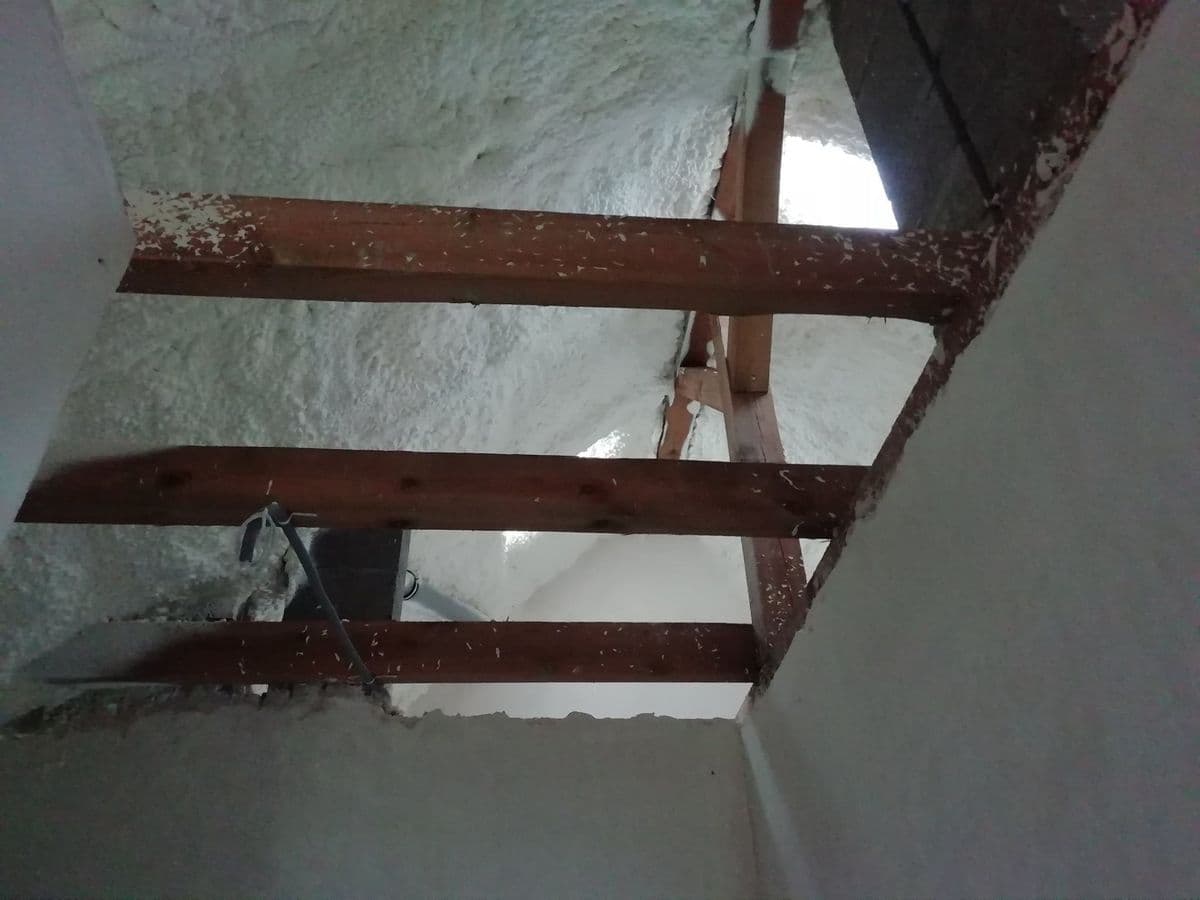 Ocieplenie poddasza Mrozów 10